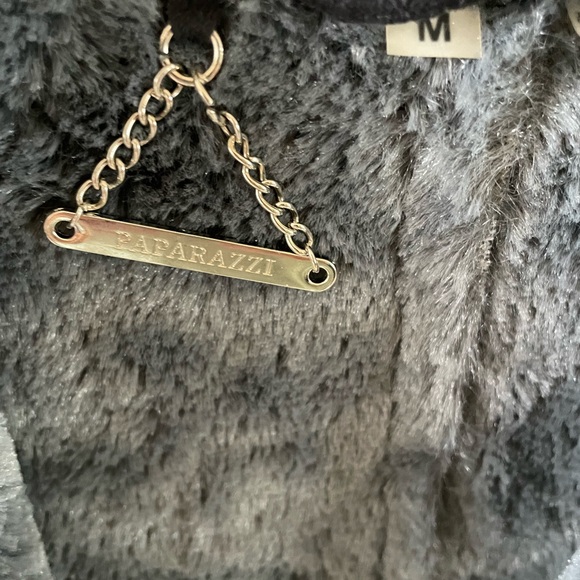 Paparazzi Gray Sleeveless Vest - Picture 3 of 3